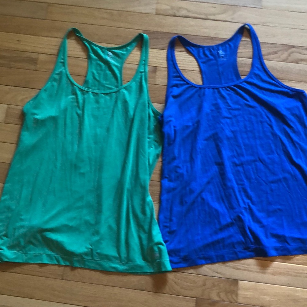 Pair of Gap fit athletic tanks- size xl